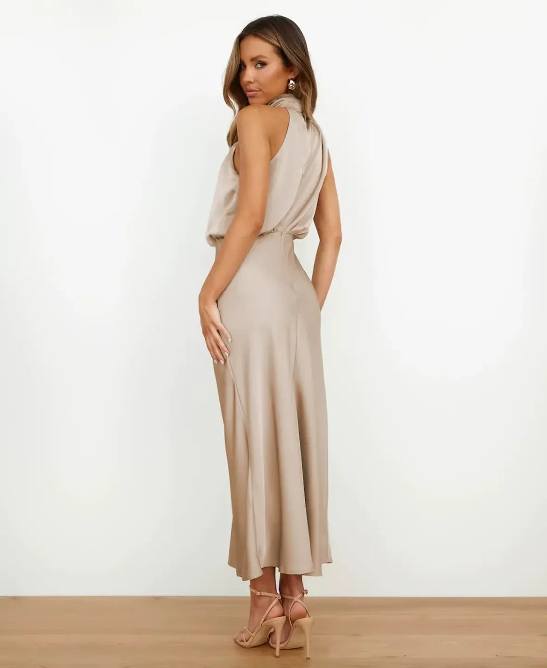 Elegante High-Waist Midi Dress