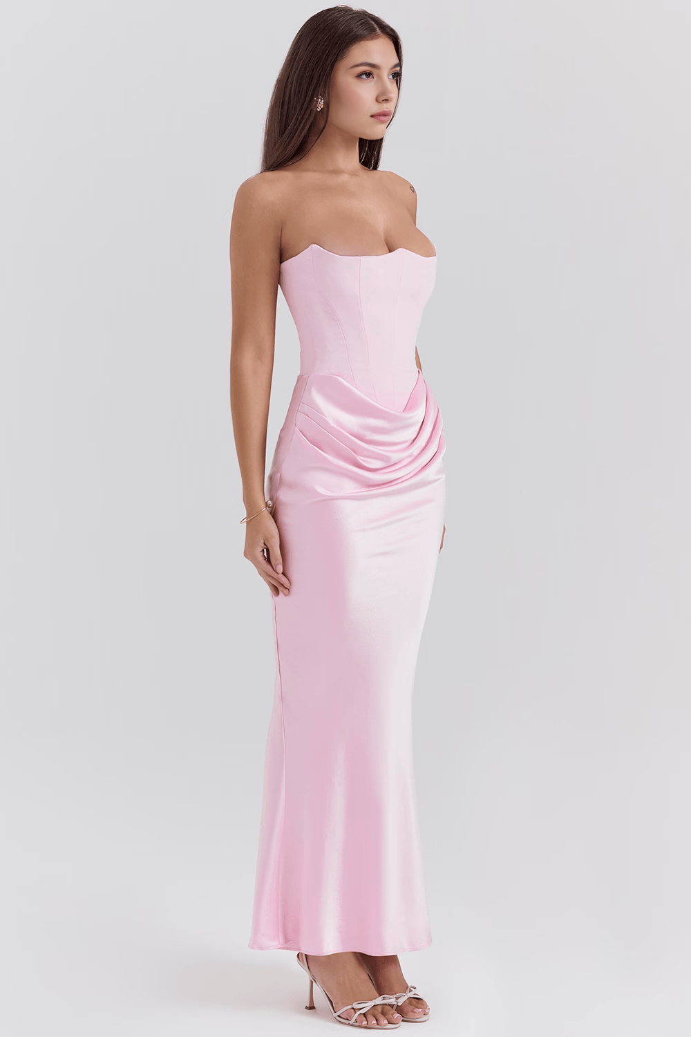 Elegante Satinjurk voor Stijlvolle Avonden