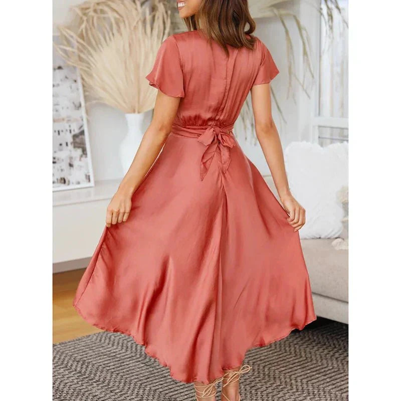 Elegant Flutter-Mouw Midi Jurk