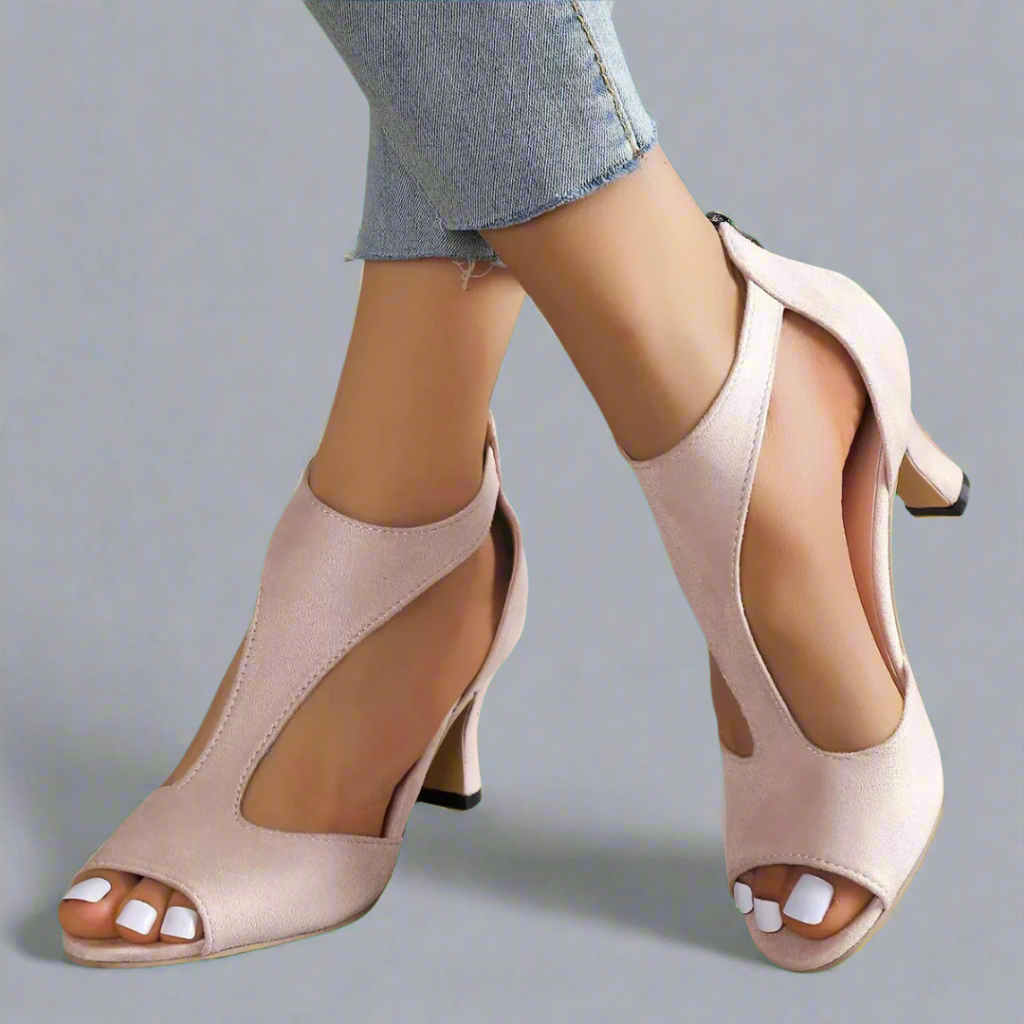 Elegante Sculpturale Sandalen