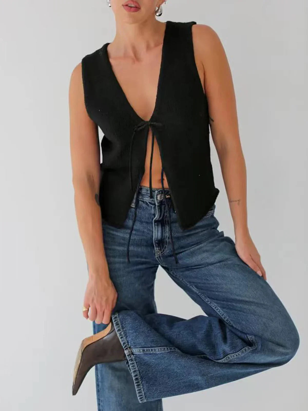 Elegante Knoop Vest voor Tijdloze Stijl