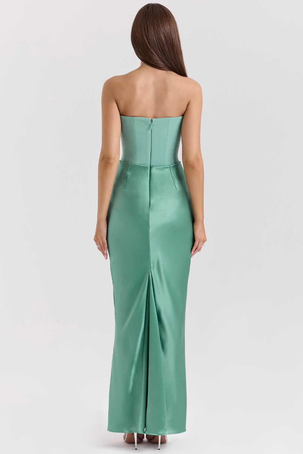Elegante Satinjurk voor Stijlvolle Avonden