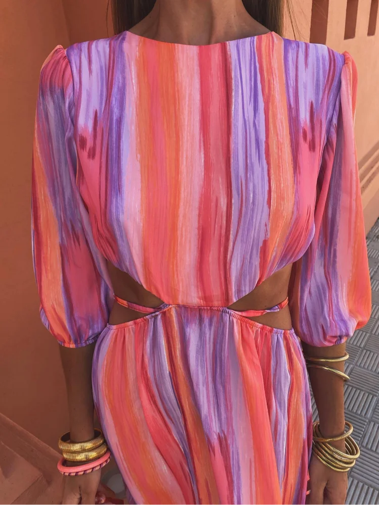 Elegant Cut-Out Jurk